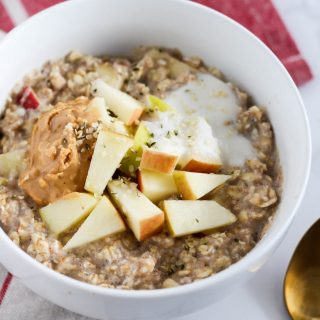 Apple Pie Overnight Oats