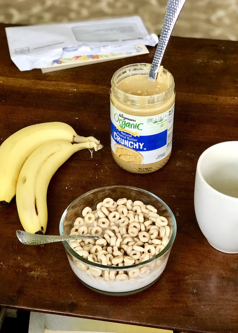 Eating When You're Not Hungry Is Okay....and Even Healthy